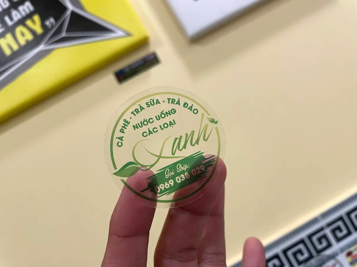 Tem bế theo hình